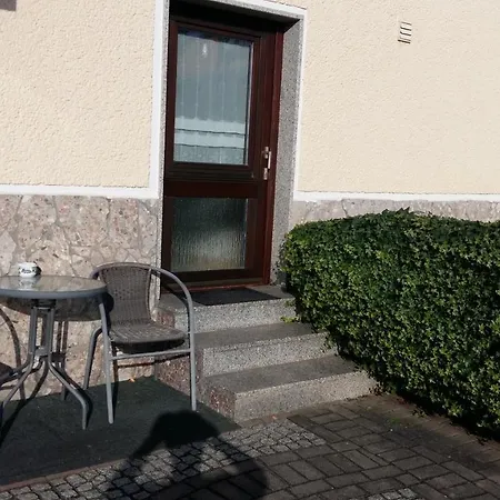 Haus Am Sonnenhang דירה Wasungen